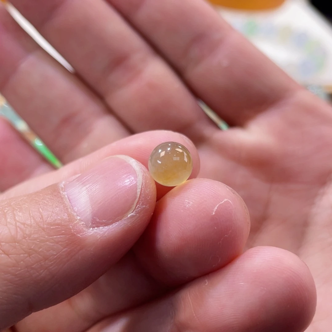 翡翠手链未镶嵌冰黄