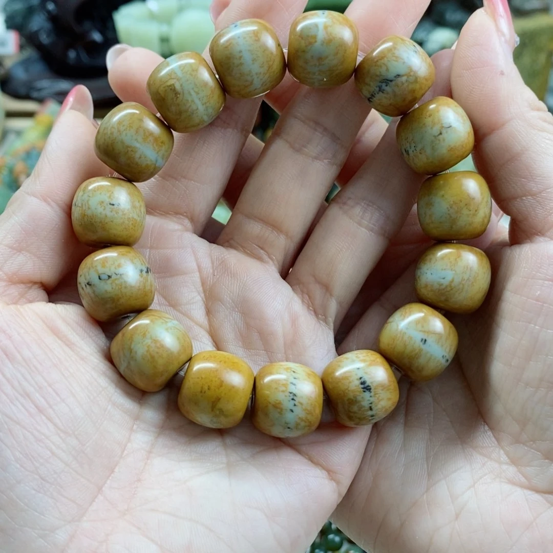 透闪石质玉手链未镶嵌