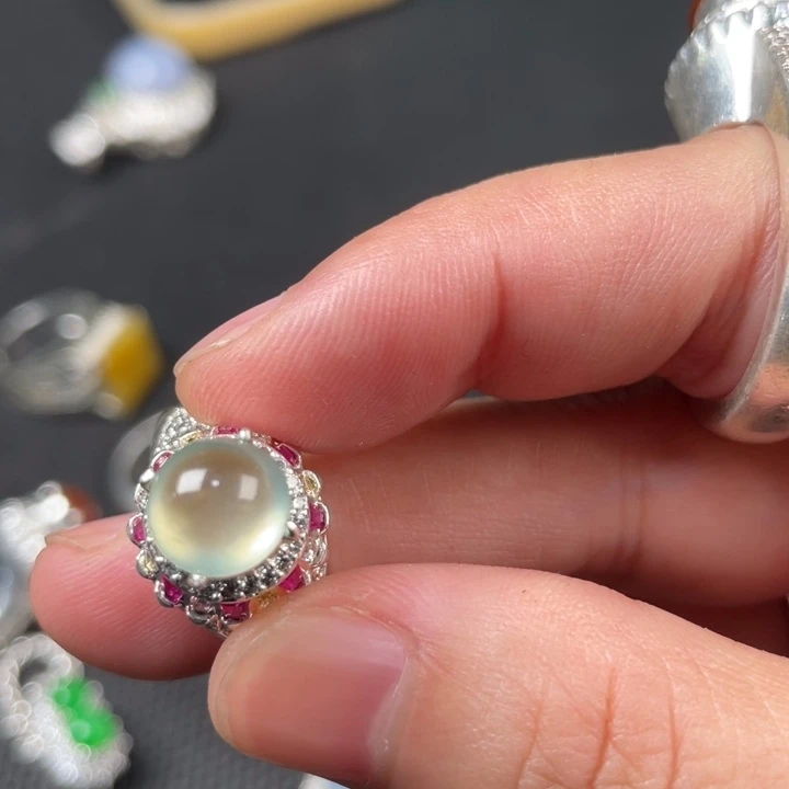 翡翠未镶嵌颈饰缅甸天然翡翠