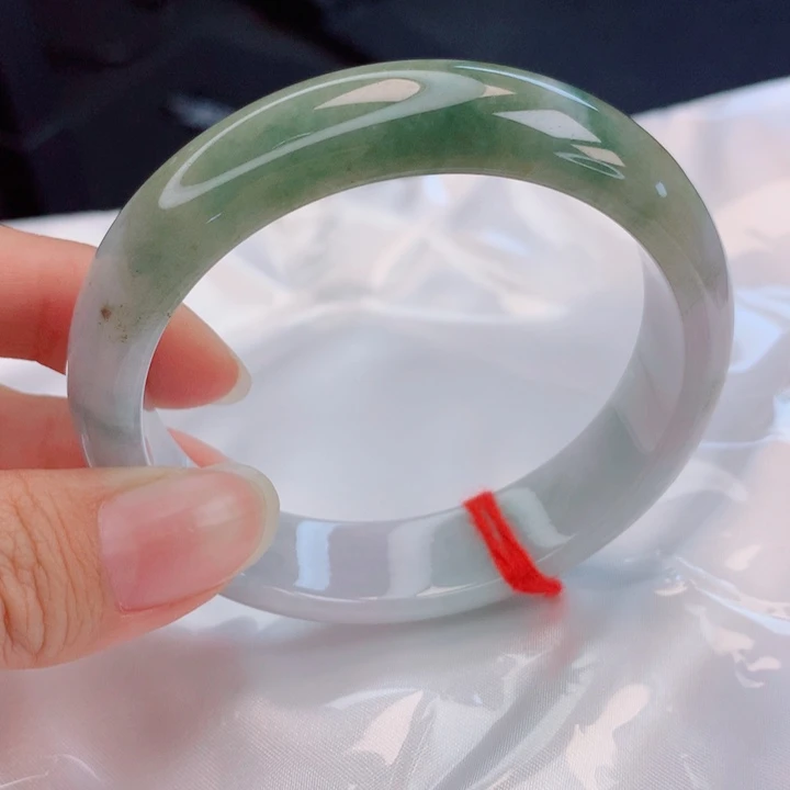 翡翠未镶嵌手镯56圈