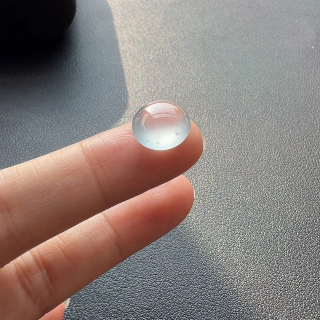 翡翠未镶嵌颈饰珠光宝气