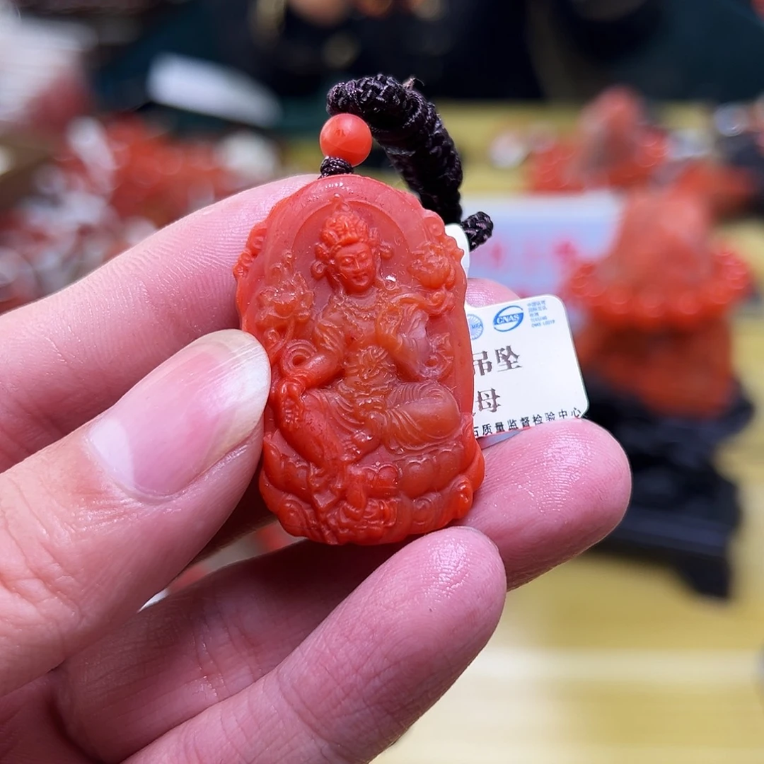 南红玛瑙未镶嵌买南红吊坠度母