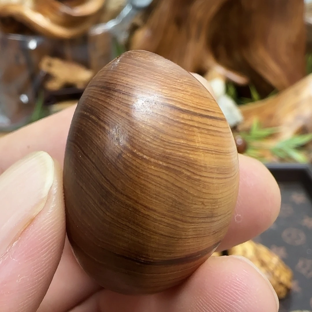 柏木（崖柏）太行陈化黑油小吊坠