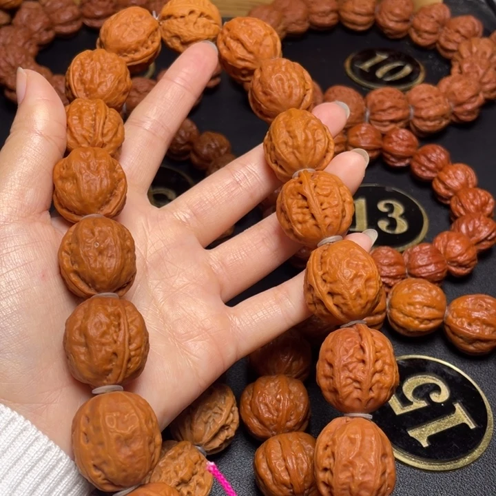 把件文玩核桃粗筋大手持