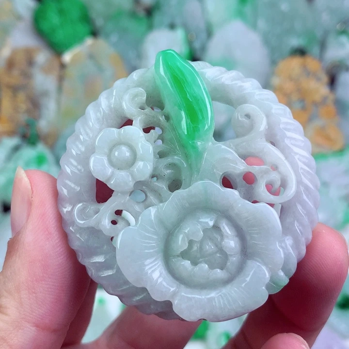 翡翠未镶嵌吊坠(不含链)