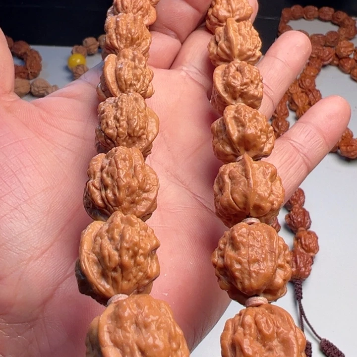 吊坠猴头核桃金蟾18血蛤