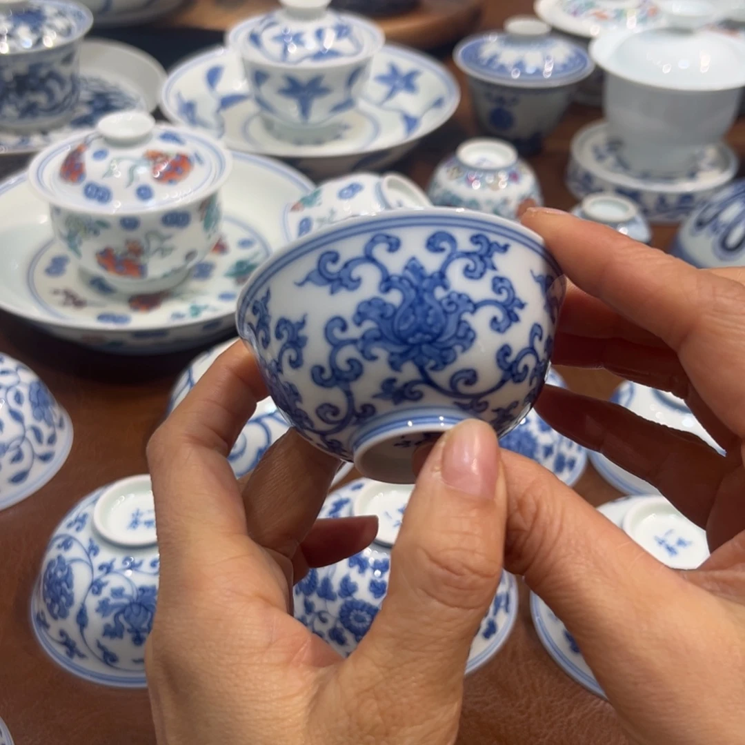 青花缠枝宝相宫碗杯60毫升