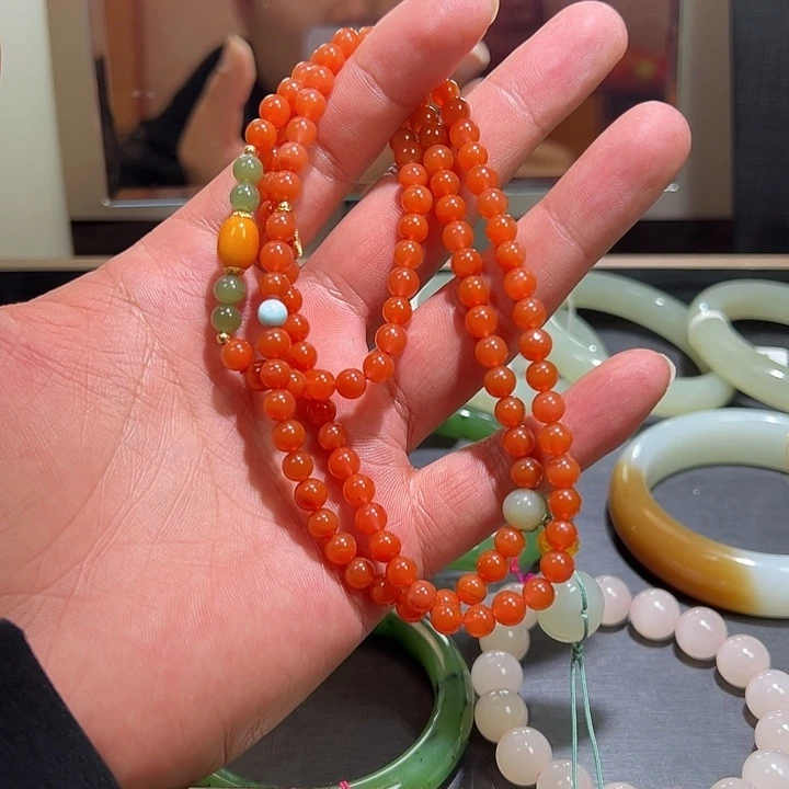 南红玛瑙未镶嵌手链