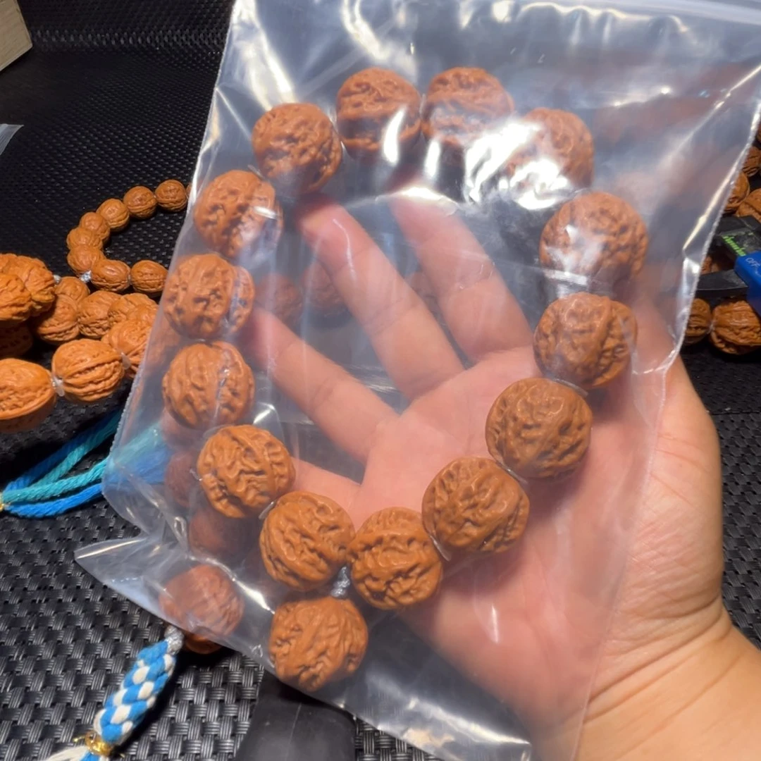 文玩核桃手串毕业款麻花纹手持18颗籽