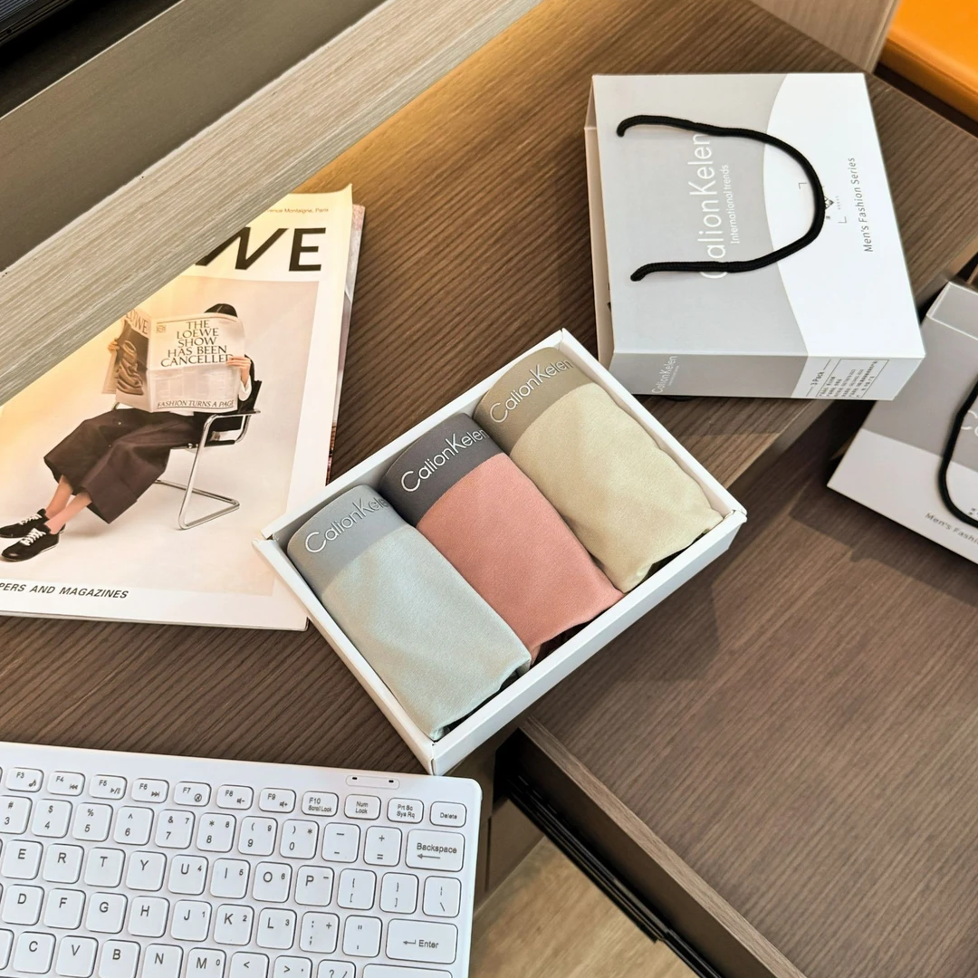 Calionkelen秋冬保暖10A抗菌莫代尔大码裸感无痕男士平角内裤男款