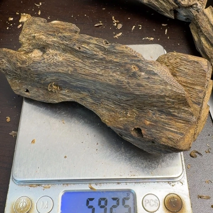 沉香碎屑沉香绿棋楠