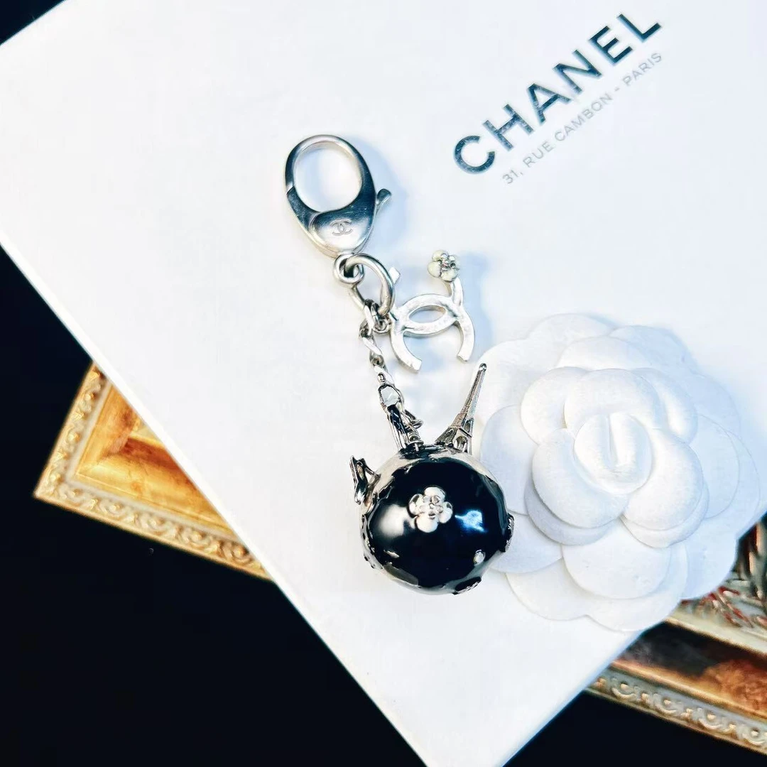 95新 Chanel/香奈儿 柚礼中古/香奈儿多元素地控钥匙扣LZ411233