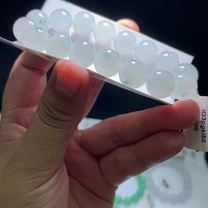 未镶嵌定制翡翠翡翠卡12+