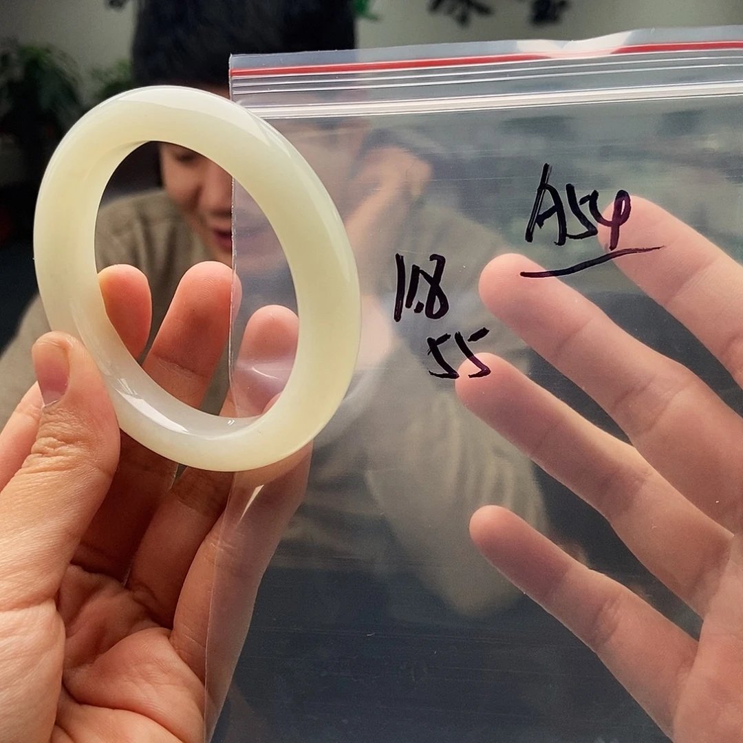 和田玉未镶嵌手镯颜色多样性发拍一发一