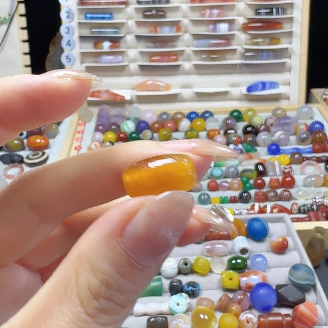 姚***倩玛瑙/玉髓未镶嵌天然玛瑙