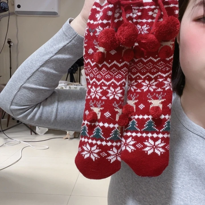 三醋酯纤维Oysho 圣诞地板袜