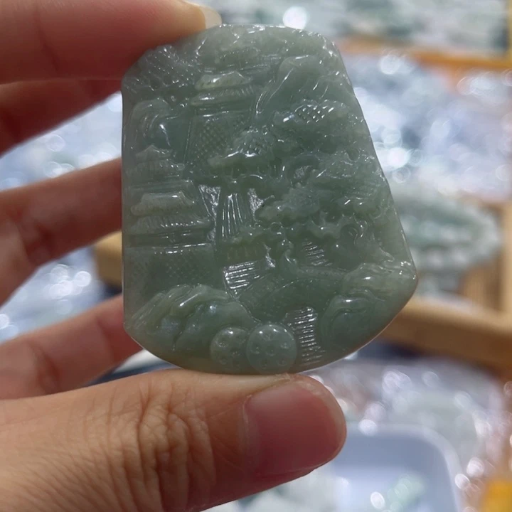 翡翠未镶嵌颈饰翡翠