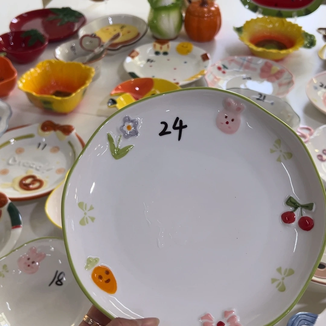 陶摆件高温陶瓷釉下彩微瑕！