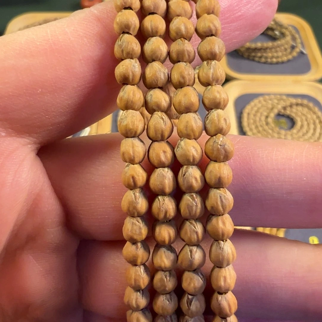 【闪购商品】吊坠柏香籽/百香籽热振红牙小金豆4.8尺寸3号