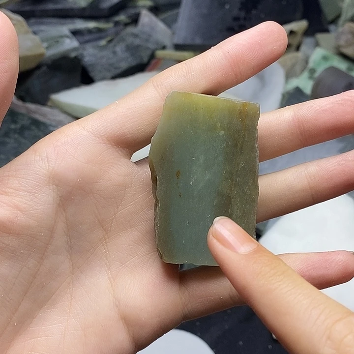 和田玉（糖玉）未镶嵌珠宝半成品