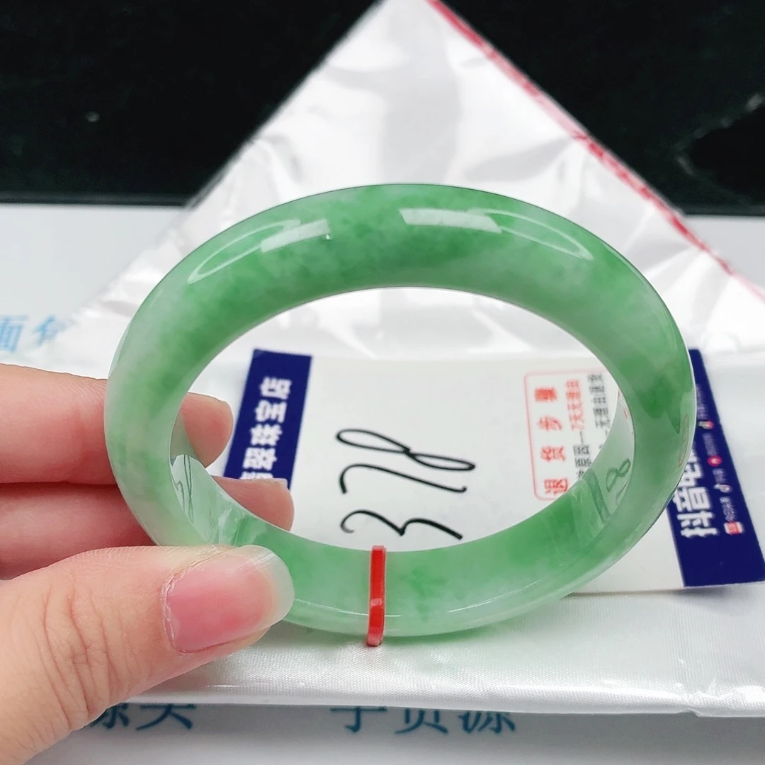 未镶嵌手镯翡翠翡翠