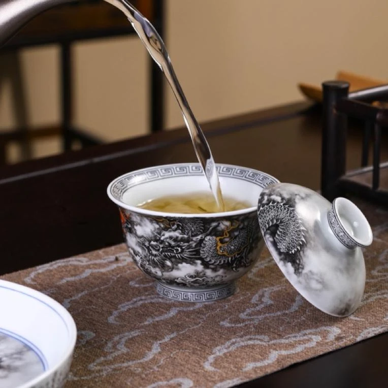 景德镇七丞堂白瓷主人杯陶瓷水墨腾龙功夫茶具套装家用二才盖碗