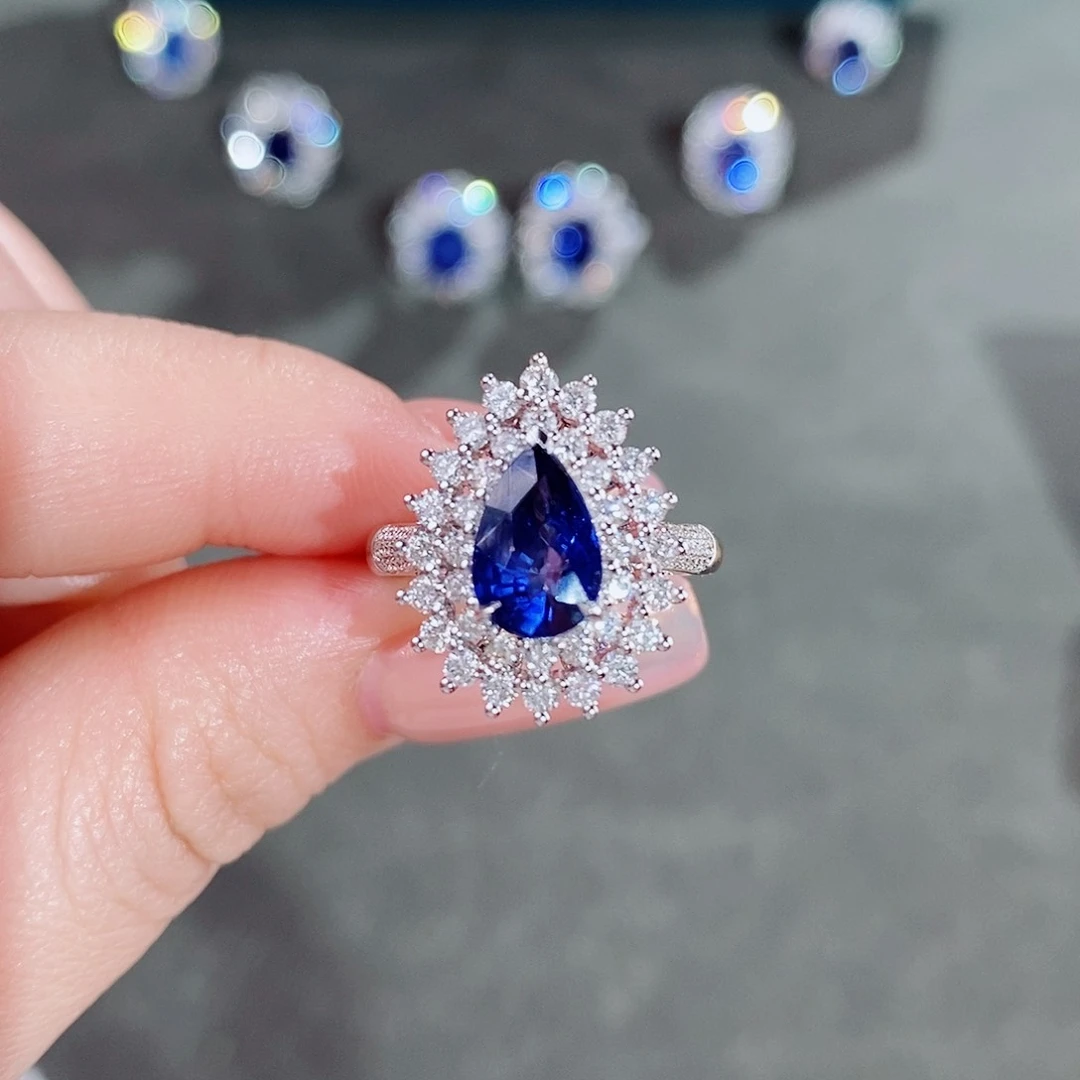 蓝宝石戒指18K金镶嵌2.03ct