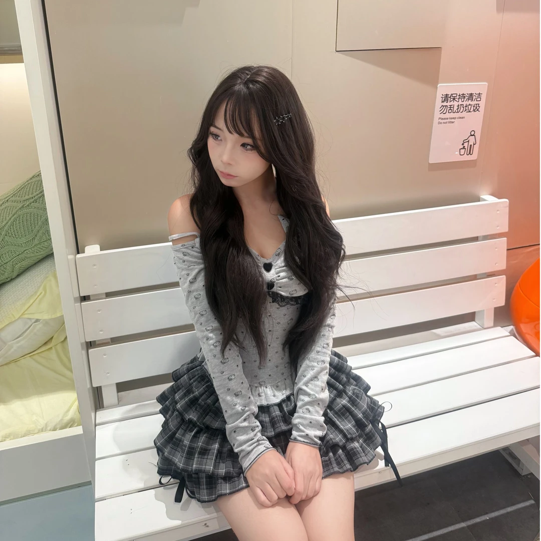 【小蚊同学】纯欲小猫 秋装纯欲风挂脖收腰上衣灰黑格子蛋糕裙套装