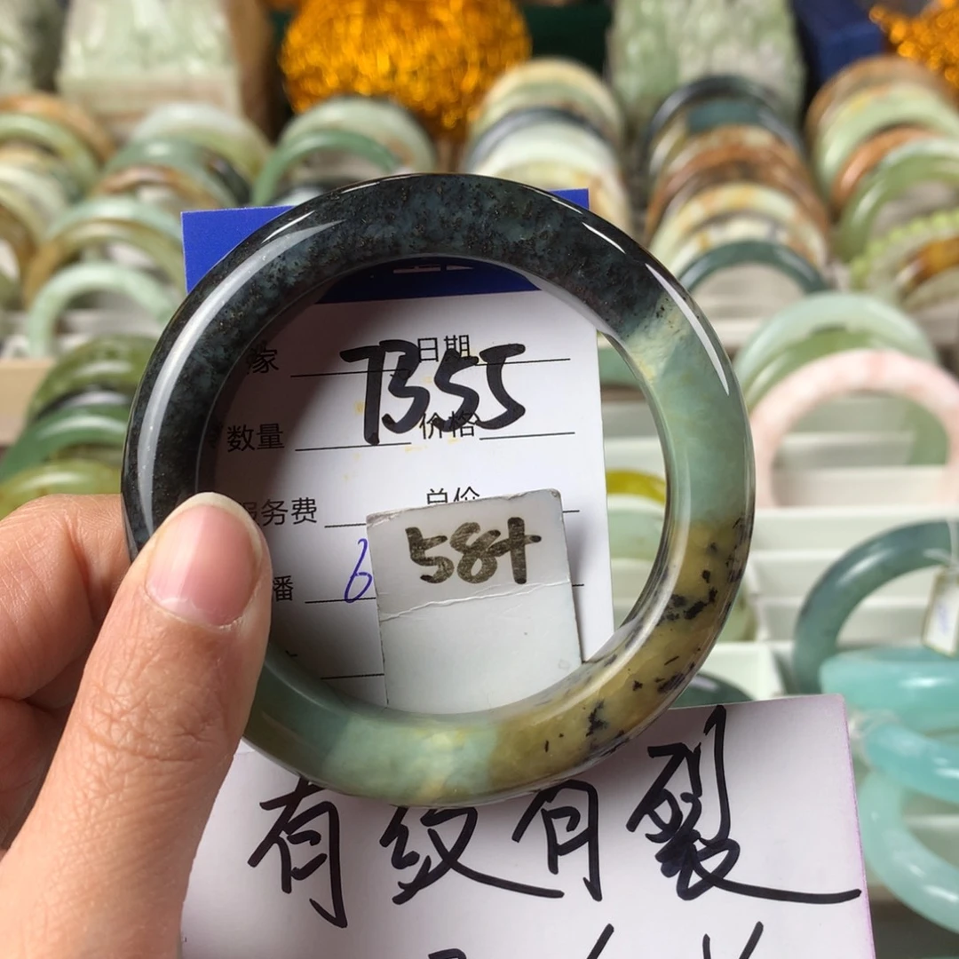 蛇纹石玉手镯未镶嵌7355