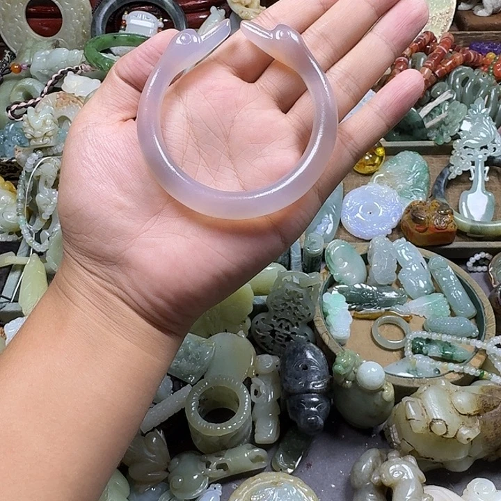 小***舟玛瑙/玉髓手镯未镶嵌