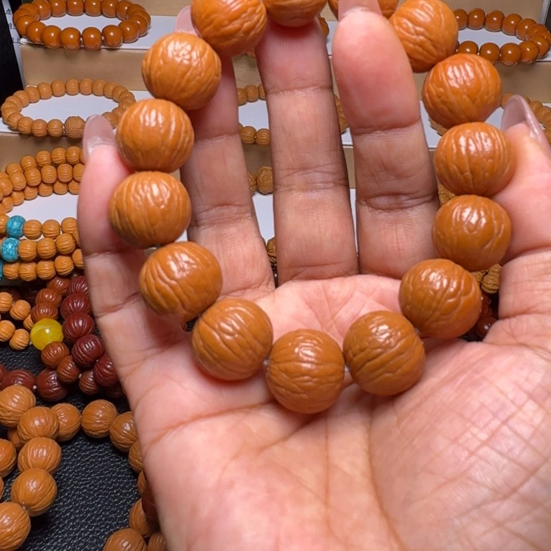 猴头核桃手串聚宝盆