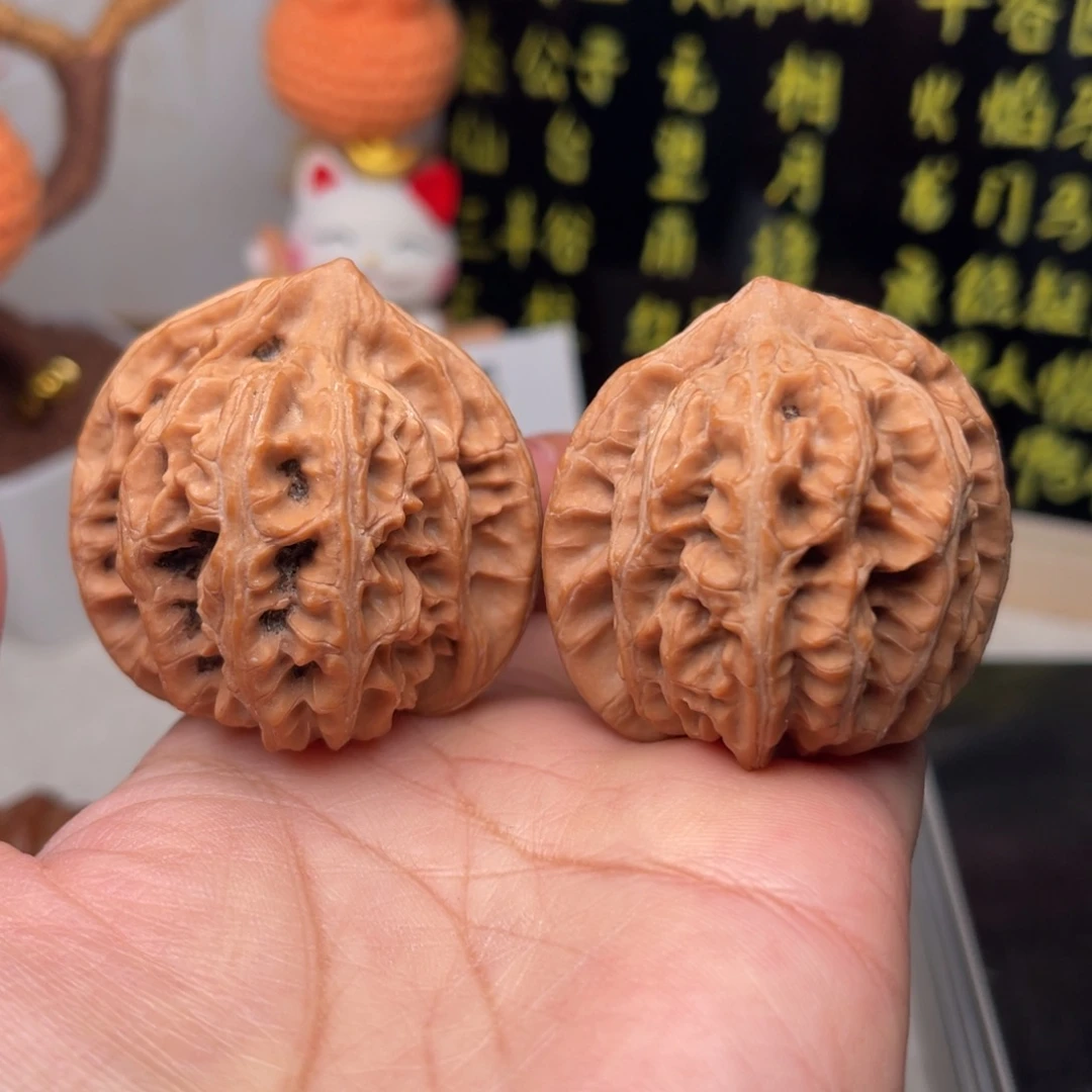 文玩核桃手串三羊谷