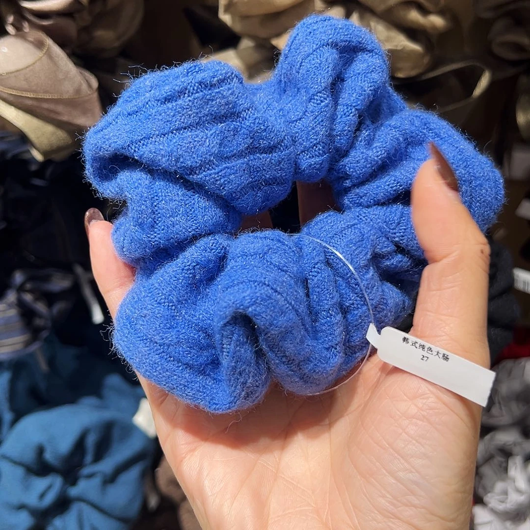 布艺非金属蓝色毛线小肠