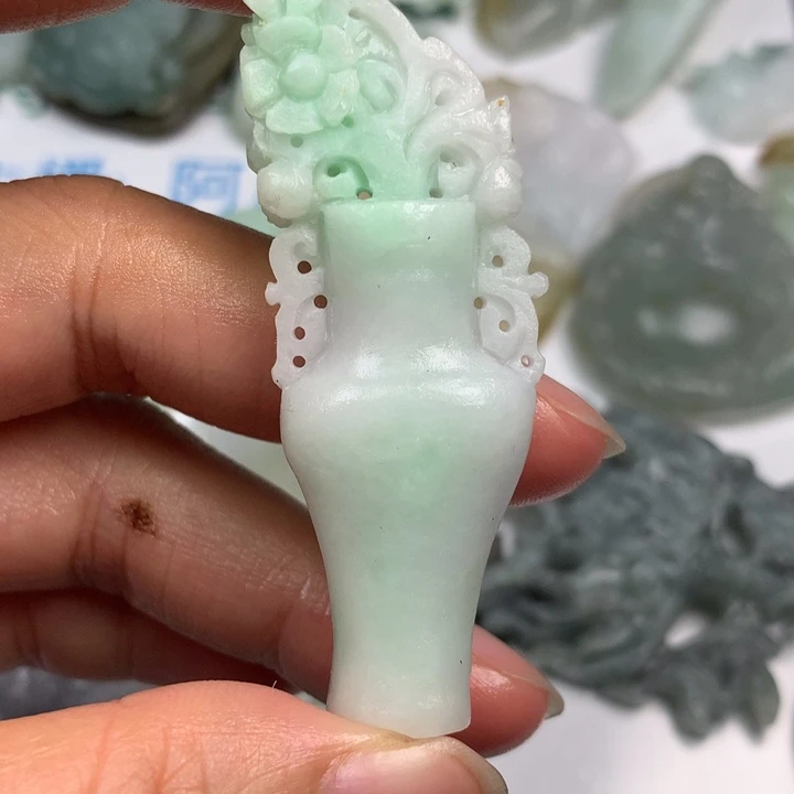 未镶嵌定制翡翠翡翠