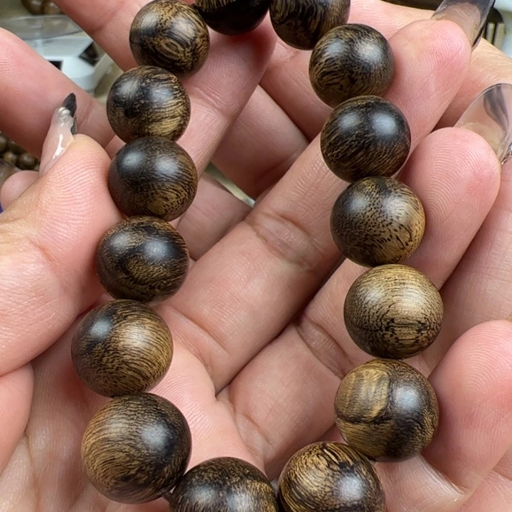 销***魂沉香手串越南芽庄白棋瘤疤