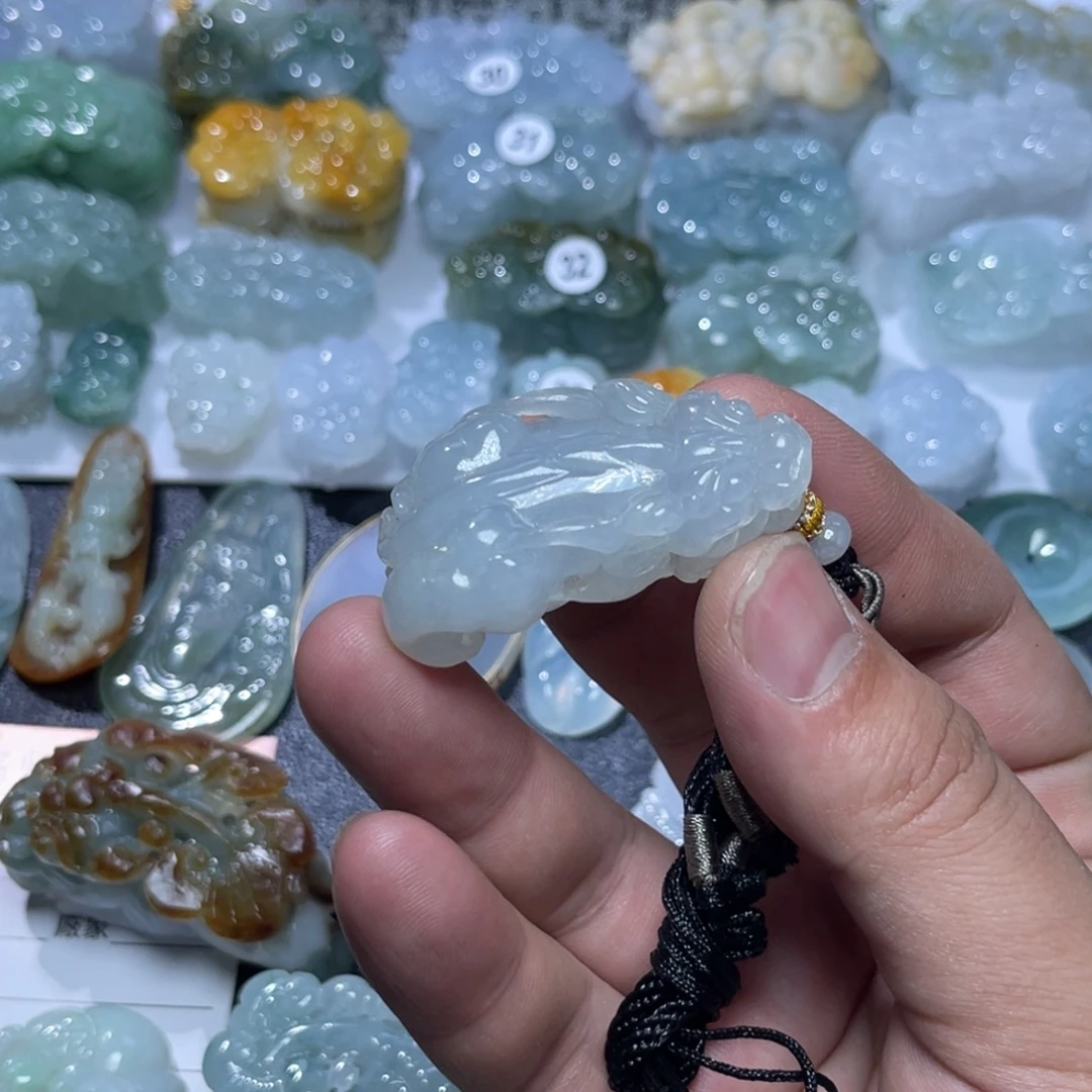 定制翡翠未镶嵌天然