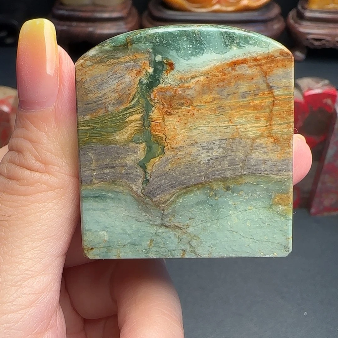 昌化石昌化鸡血石