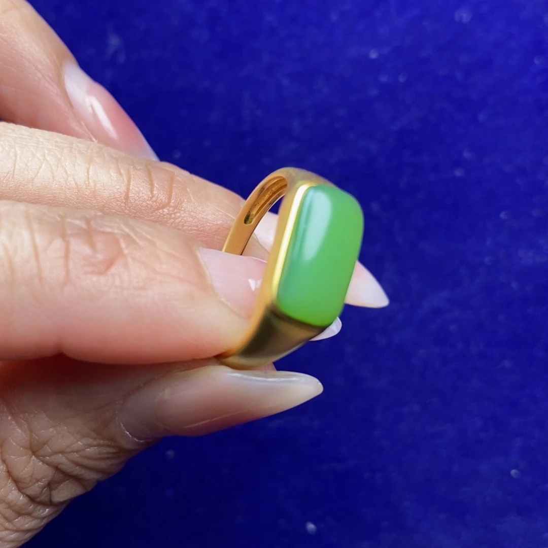 豪***哥和田玉18K金镶嵌戒指