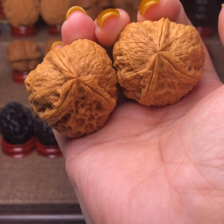 文玩核桃把件7号高山流水佛肚