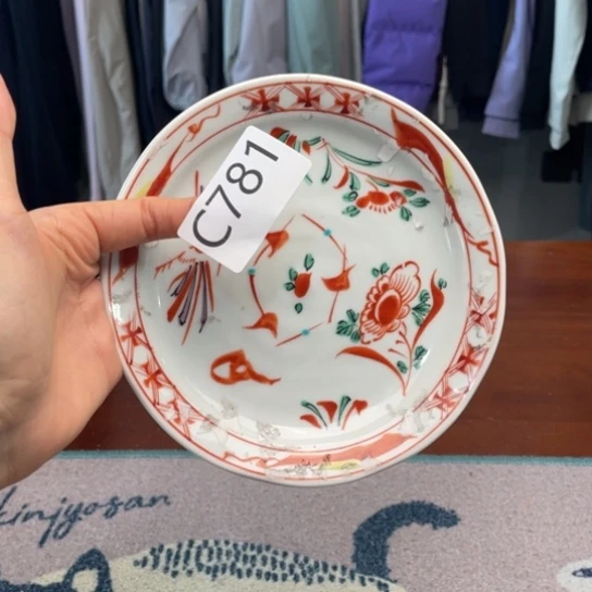 瓷片O****e黑色围巾。。。。。。。。。。。。