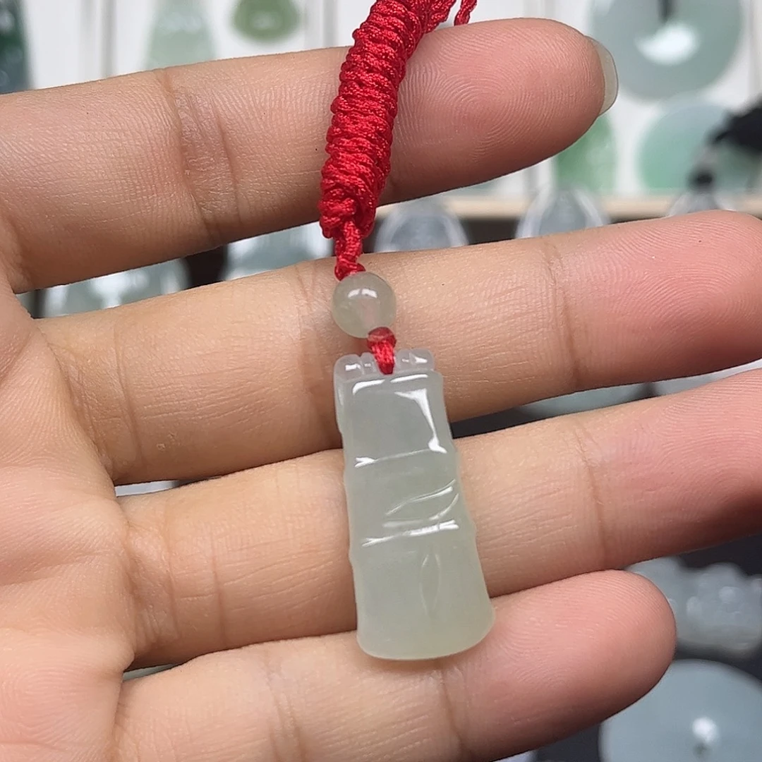 翡翠未镶嵌颈饰缅甸翡翠