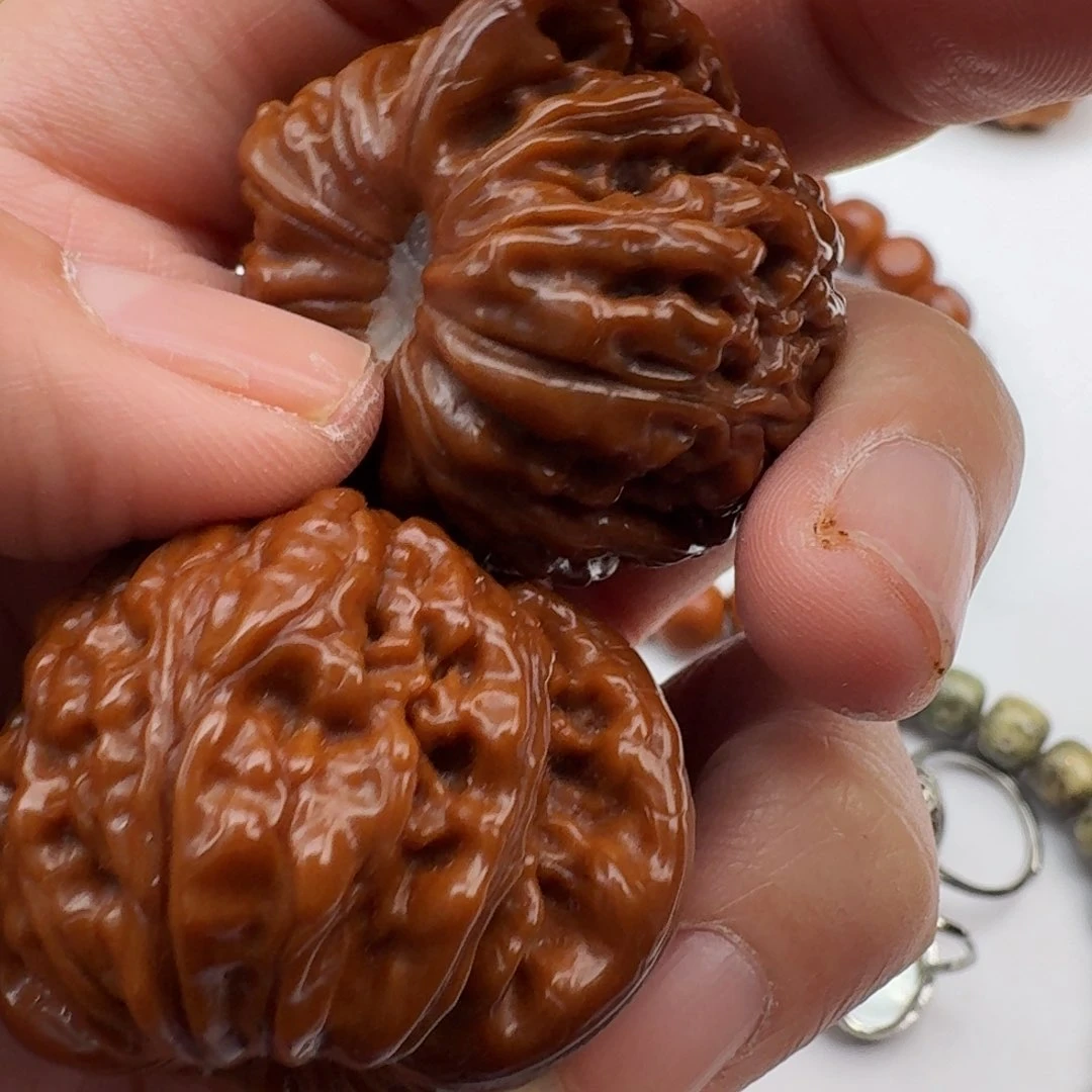 L***~猴头核桃吊坠哈哈哈哈哈