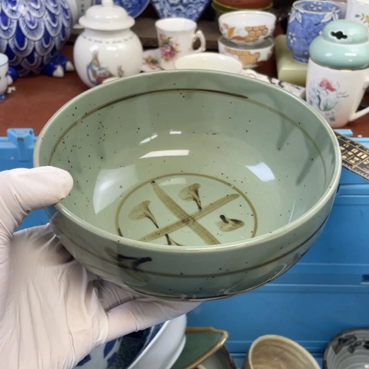 他家瓷器真美…开播了
