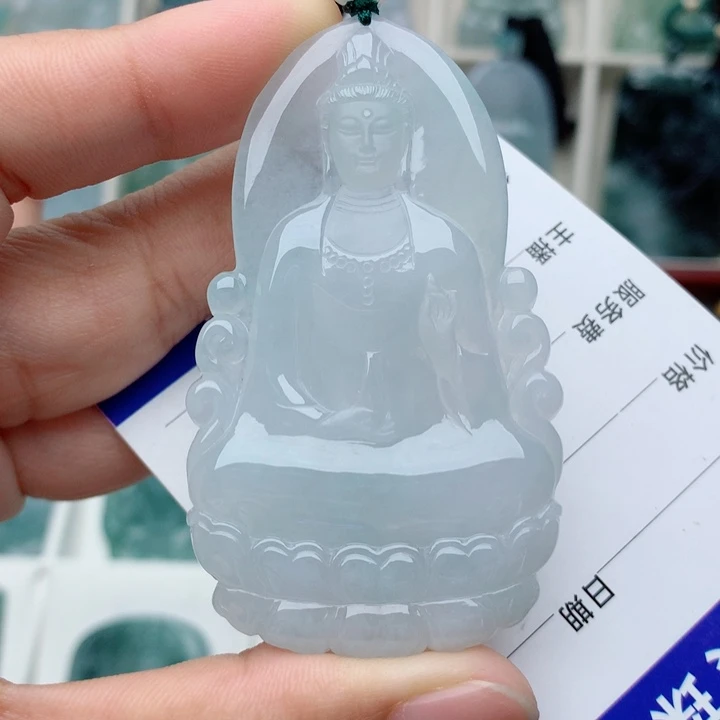 翡翠未镶嵌颈饰素衣