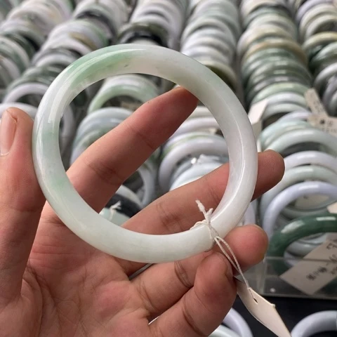 未镶嵌手镯翡翠翡翠手镯