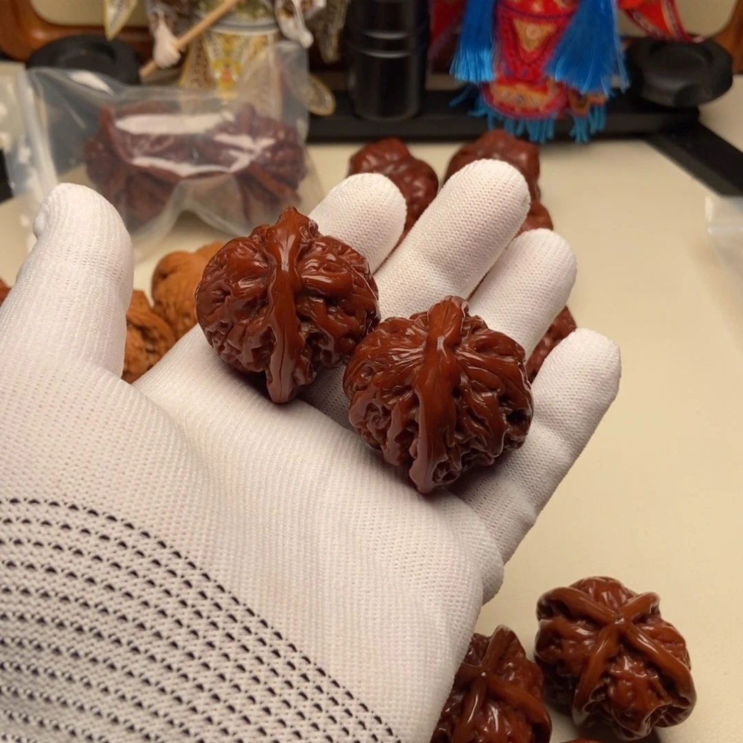 把件文玩核桃墨*哥狮子头