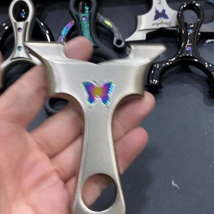 基***石00950号瑕疵蝴蝶裸弓