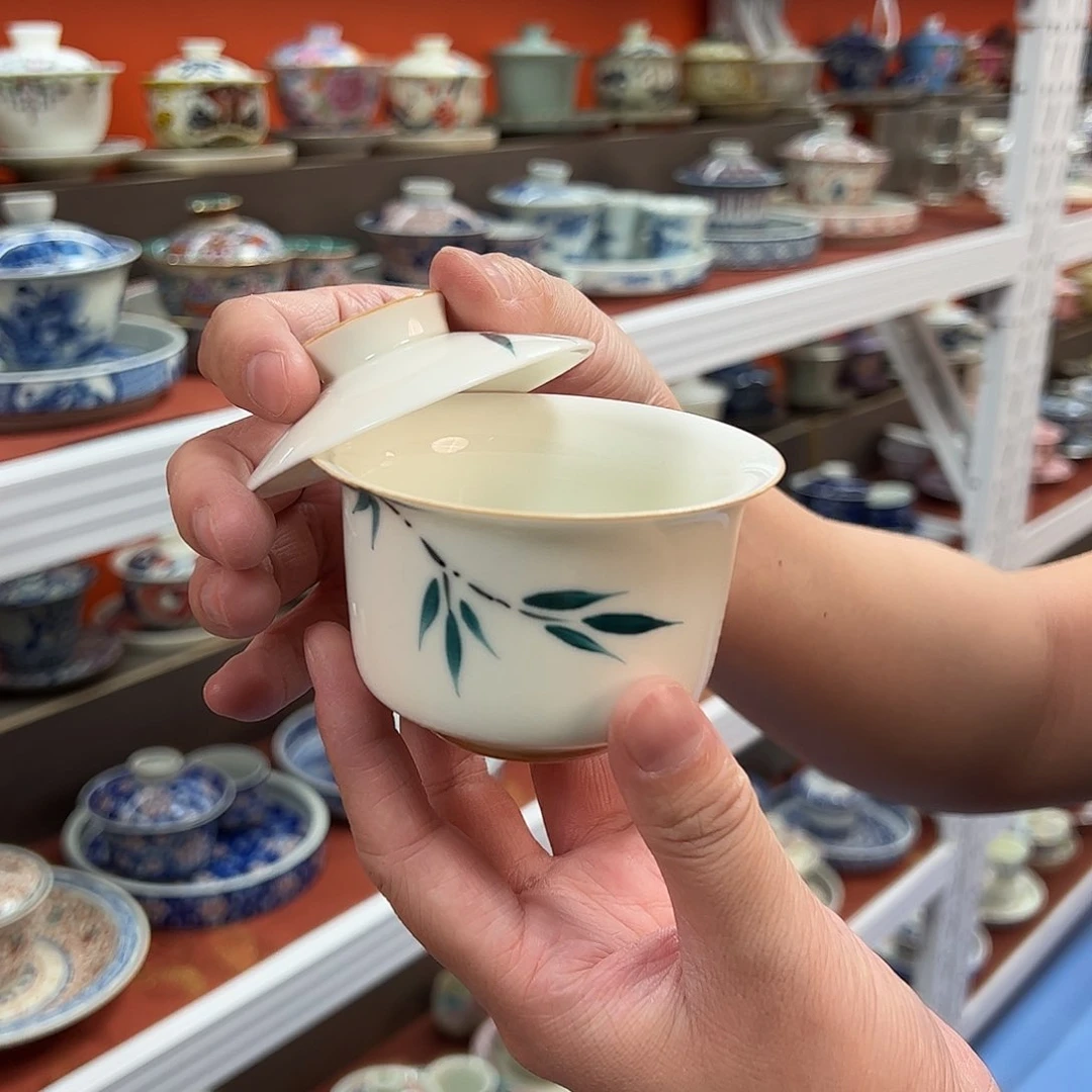 个g给哈哈哈哈哈哈哥哥韩国哈