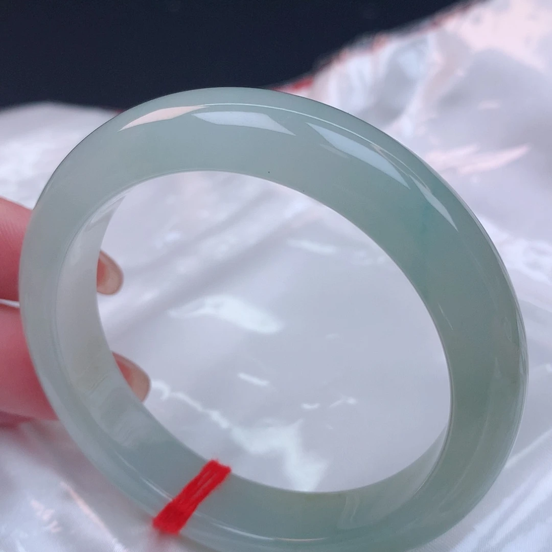 【闪购商品】未镶嵌手镯翡翠52