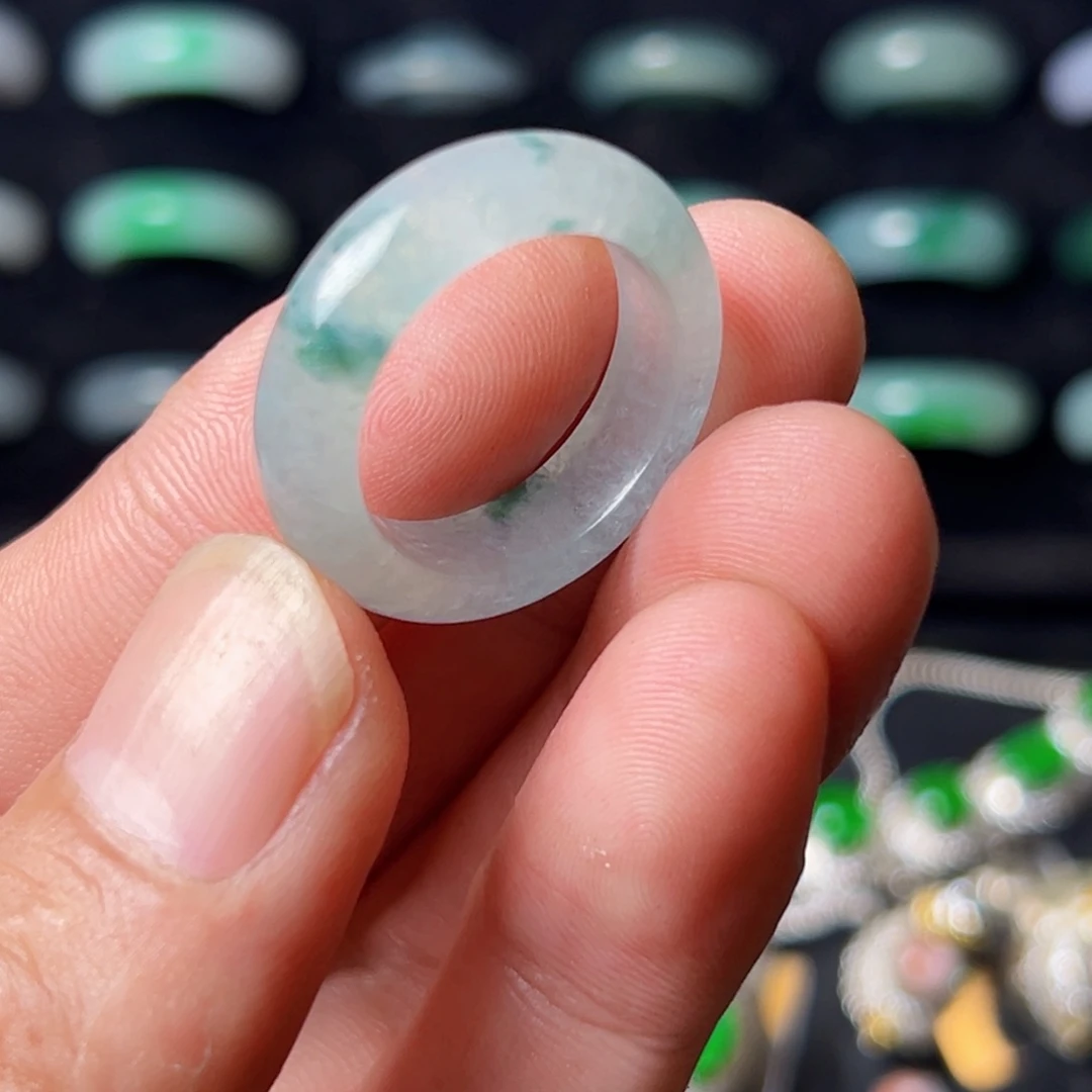 定制翡翠未镶嵌圈口21号